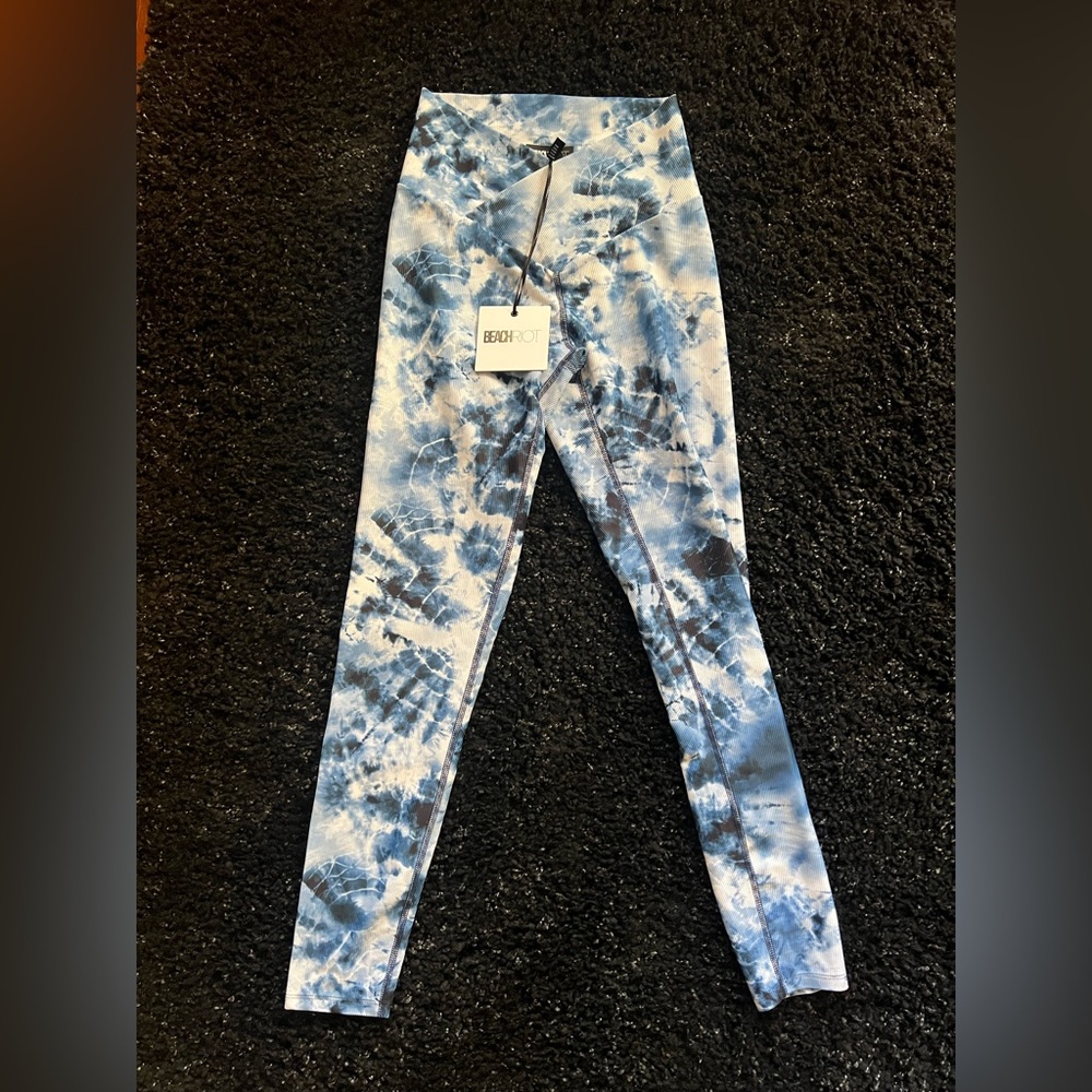 Beach Riot Navy and White Tie-Dye Leggings